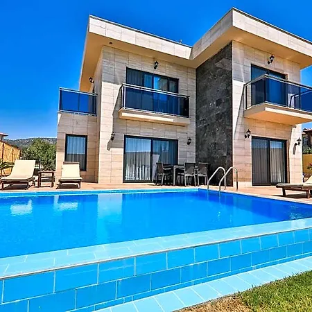 Otel Charming With Private Pool In